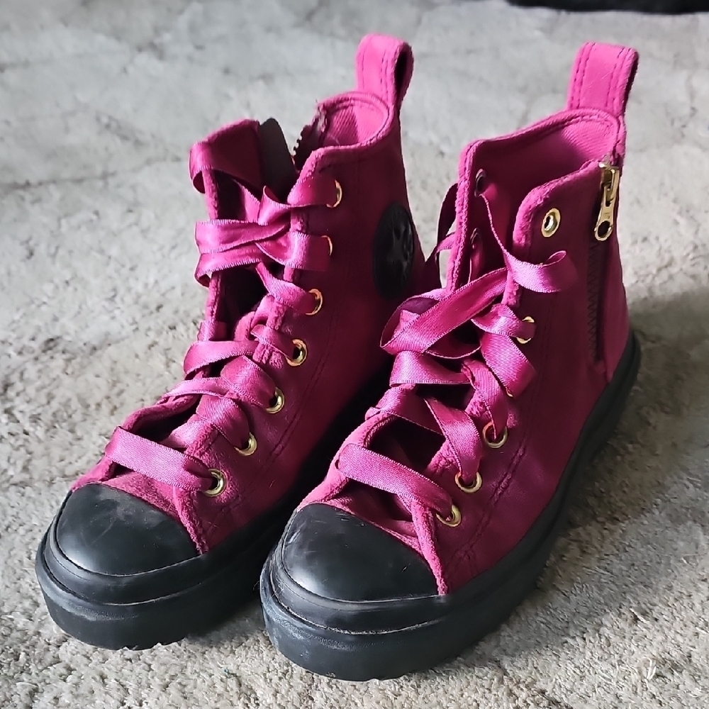 Chuck Taylor All Star Lugged Lift Platform Velvet